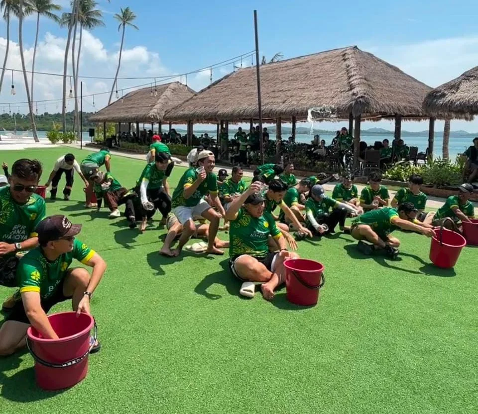 Foto : Kegiatan Team Building Berupa Game Untuk Para Karyawan.